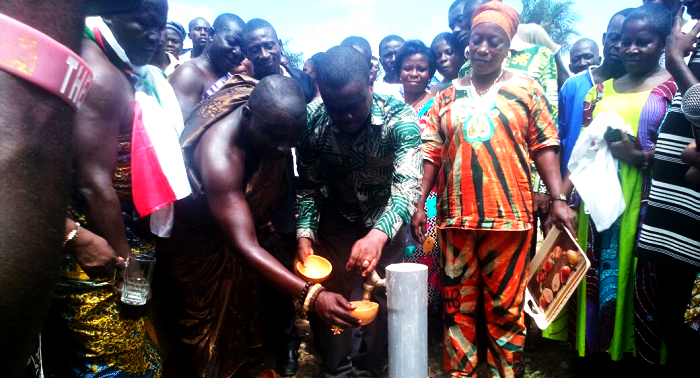 The Chief of Assin Ongwa and the DCE for Assin Southfetching water from the facility. The Chief of Assin Ongwa and the DCE for Assin Southfetching water from the facility.